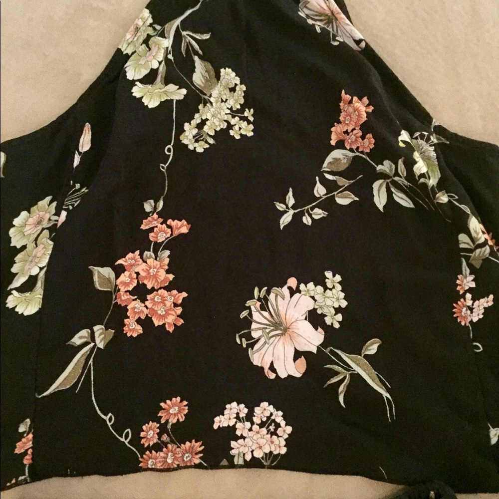 Rare Brandy Melville Floral Set - Picture 5 of 7